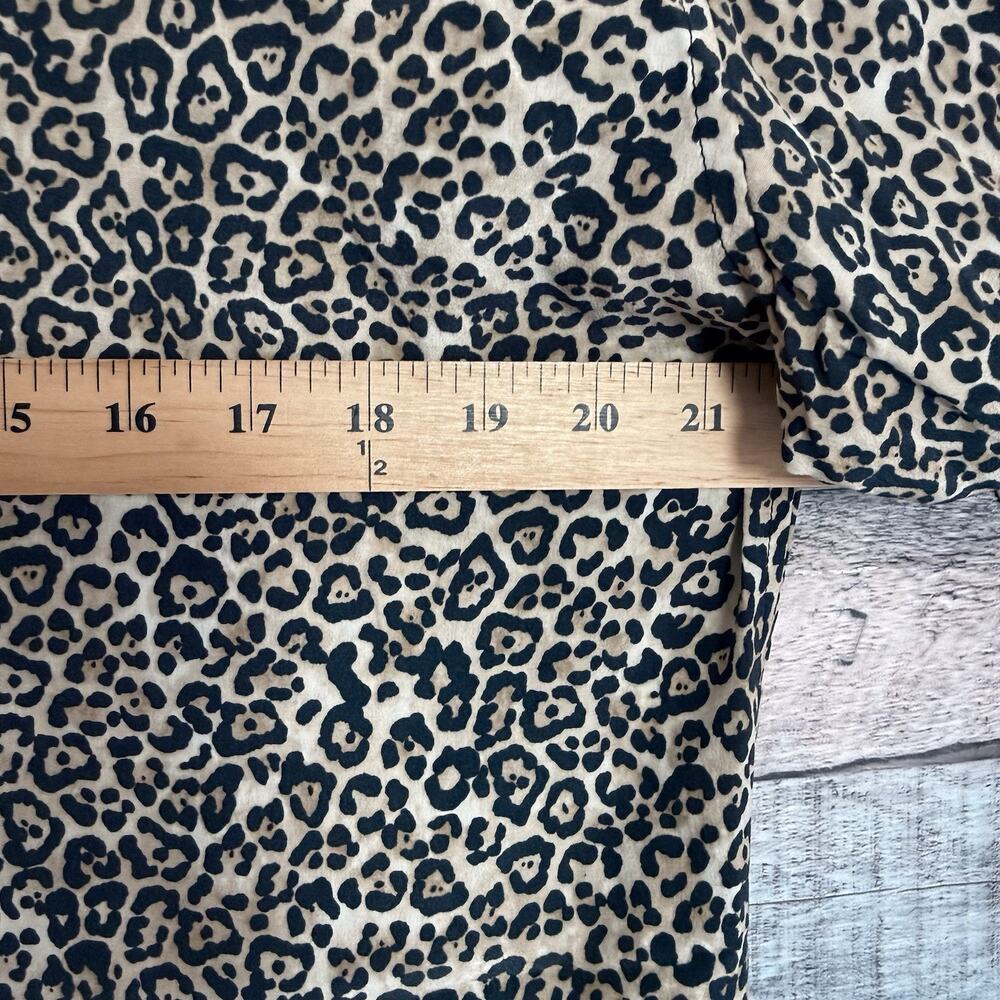 Saint Laurent Button-Up Blouse Animal Print Silk Long Sleeve Shirt 42 -16 1/2 - Picture 8 of 9